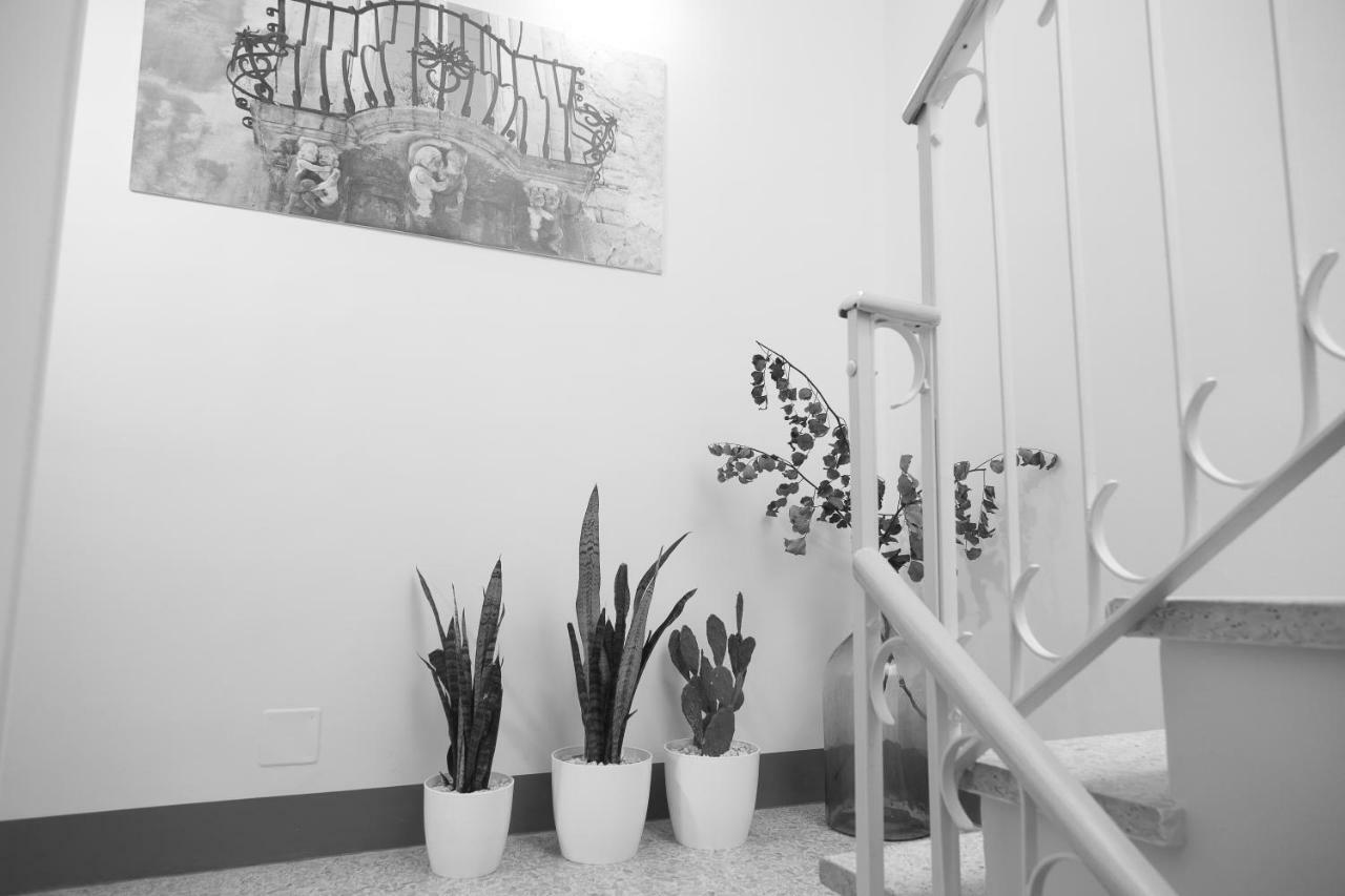 Tocco Barocco - Locazioni Brevi - Hotel รากูซา ภายนอก รูปภาพ